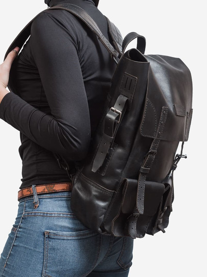 Franko-black-medium-backpack-08