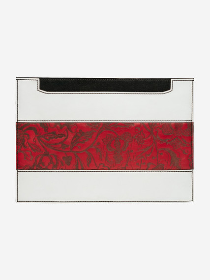 Kozak-Flowers-horizontal-red-case-01